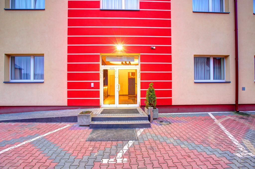 Hostel Evotel Zielonka  Bagian luar foto
