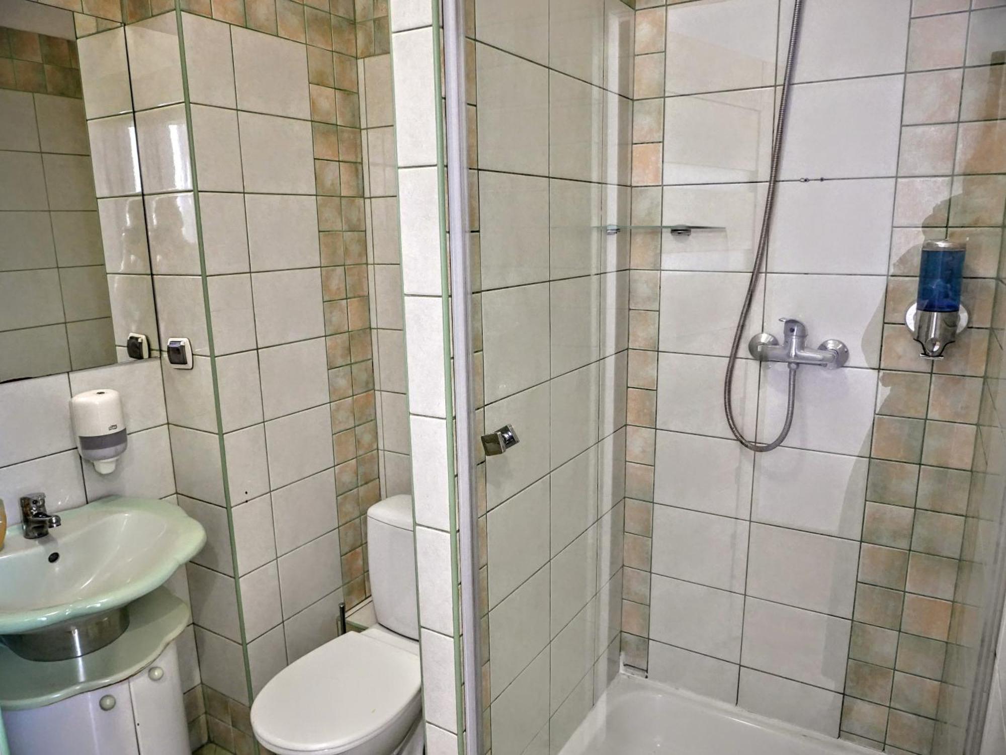 Hostel Evotel Zielonka  Bagian luar foto